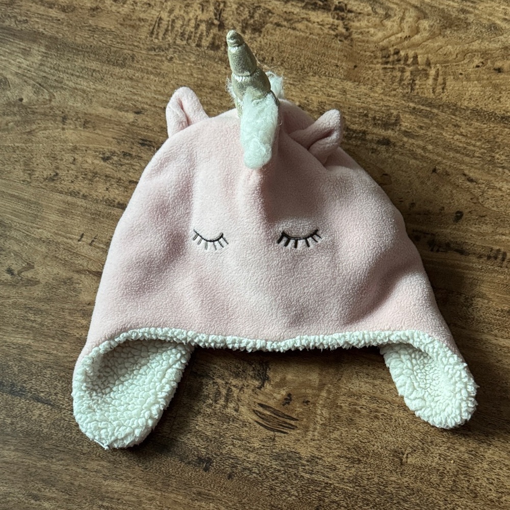 GAP Cream Fleece Hat